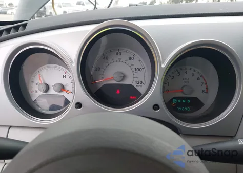 2010 Chrysler Pt Cruiser Classic from USA, damaged, VIN 3A4GY5F90AT188687